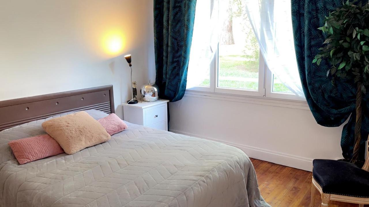 La Chambre De Lou シャトゥー エクステリア 写真